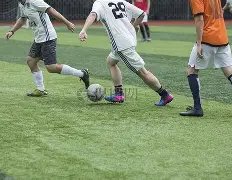 肇庆通报,保洁员横穿,跑道遭撞倒,大发彩票官方网站,大发彩票团队,大发彩票,大发彩票体育集团,大发彩票赛事平台,大发彩票直播公司